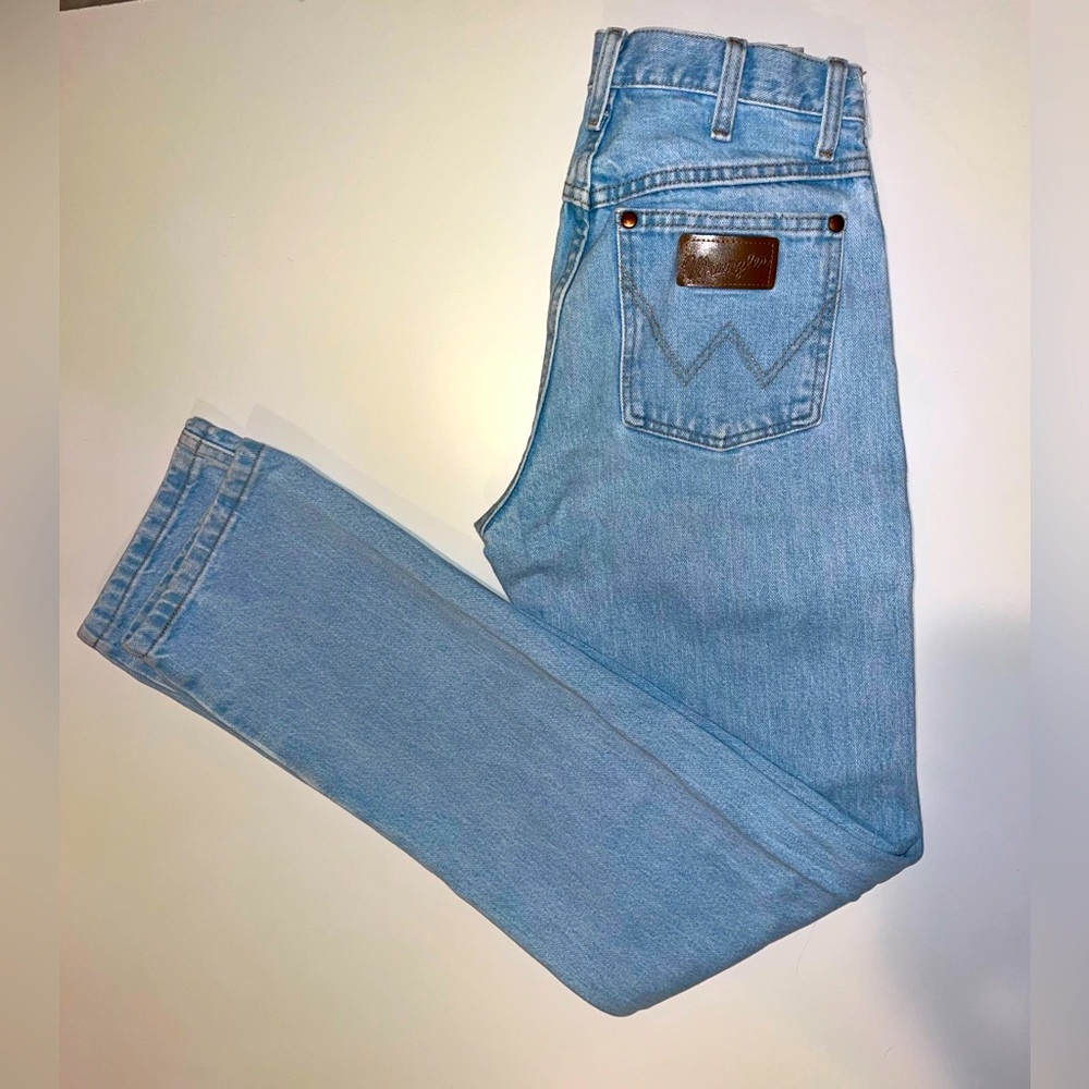 Light wash Vintage Wranglers Size 5